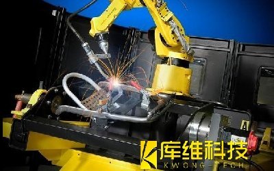 點焊機器人:高效率、高精度的焊接解決方案
